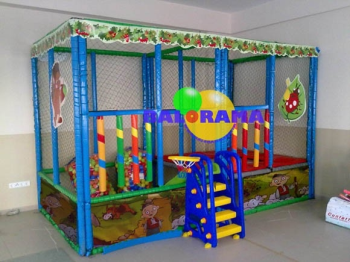 Ball Pool and Trampoline 4x2x2m